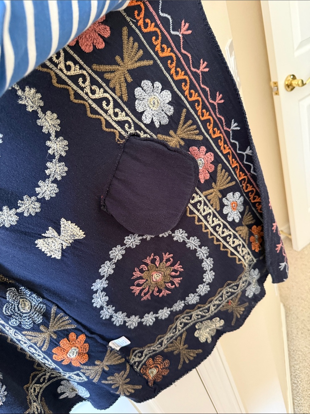 Johnny Was Biya Navy w/ multi colored embroidered Floral Open Cardigan, size M - Picture 10 of 11